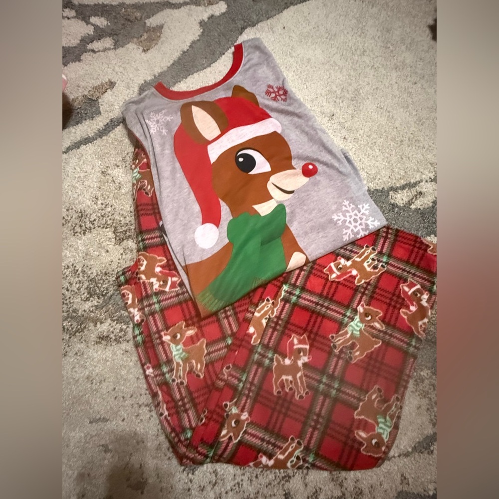 Reindeer Christmas Women Pajamas Size Medium